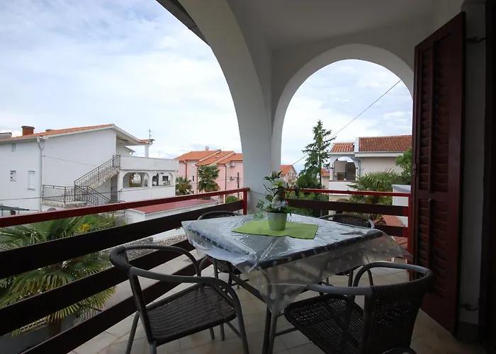 Ivan By El-pi Tours Apartment Malinska