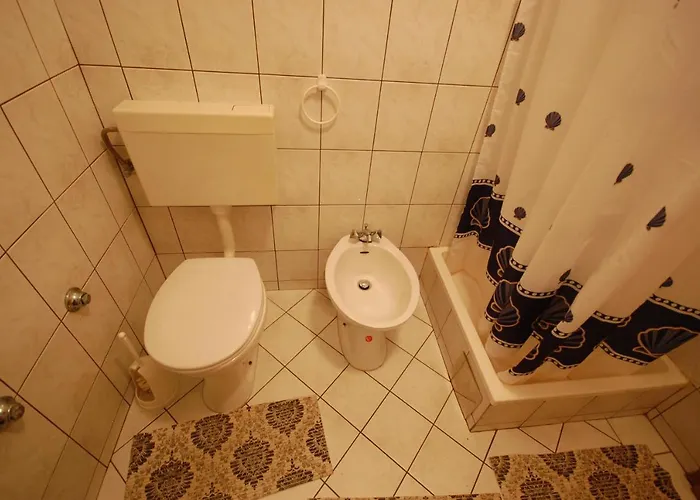 Ivan By El-pi Tours Apartment