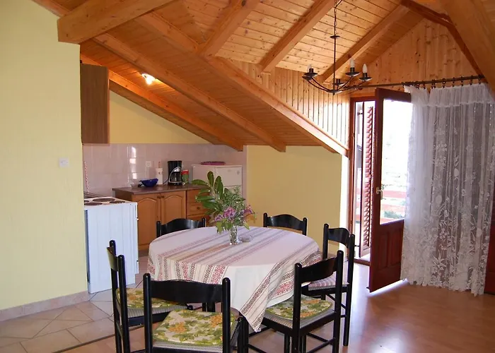 Ivan By El-pi Tours Malinska